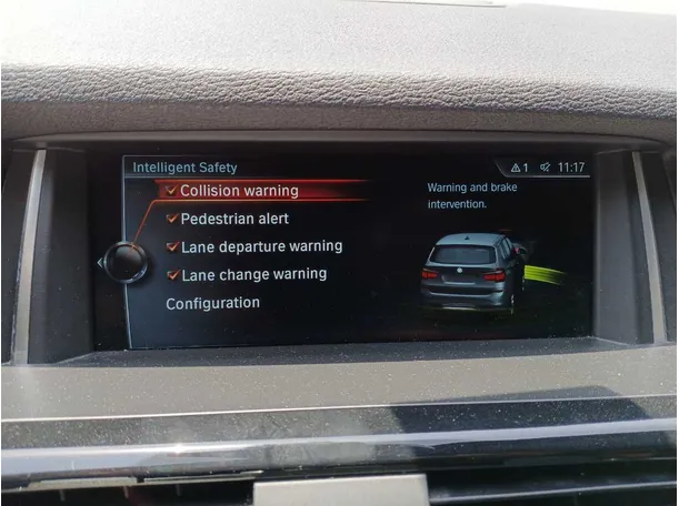 Car image 23