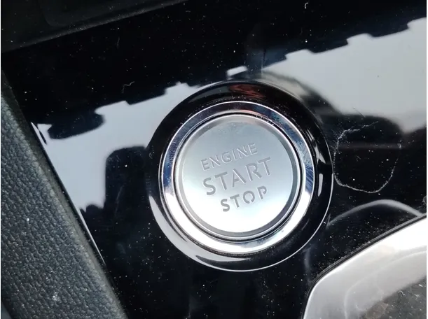 Car image 33