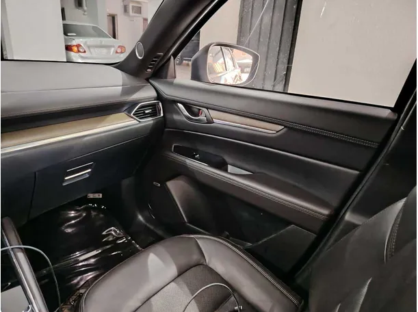 Car image 22
