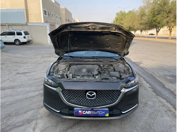 Car image 24