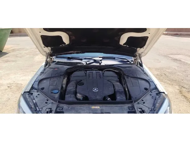 Car image 32