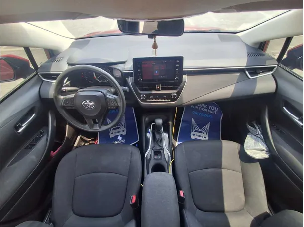 Car image 14