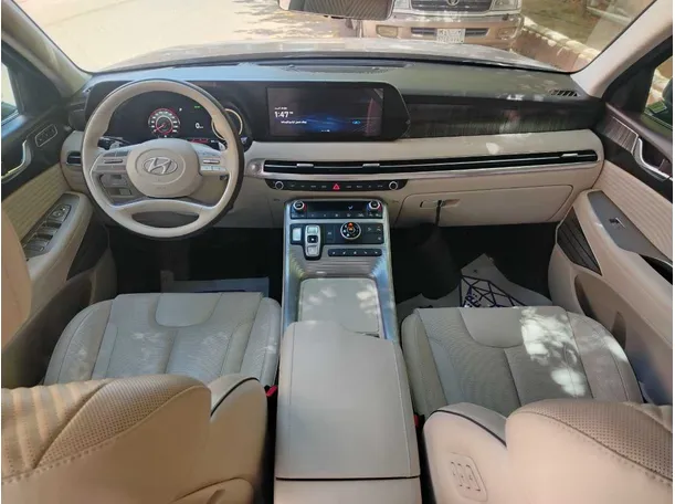 Car image 21