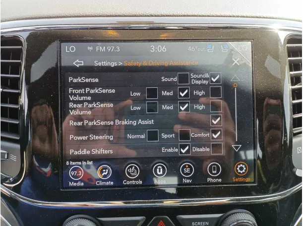 Car image 23