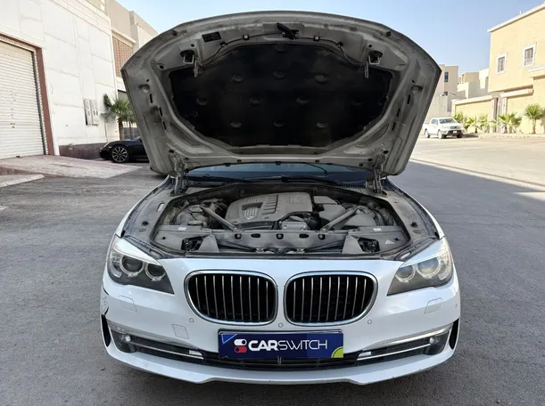 Car image 31
