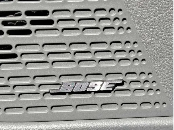 Car image 37