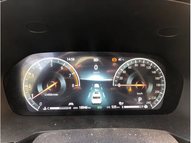 Car image 18