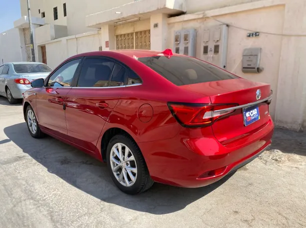 Car image 6