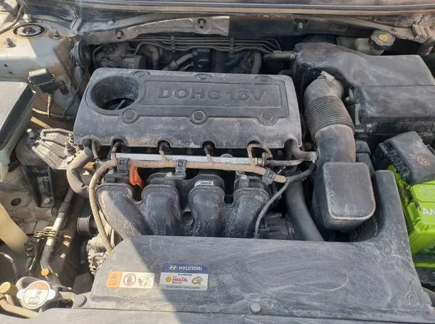 Car image 21