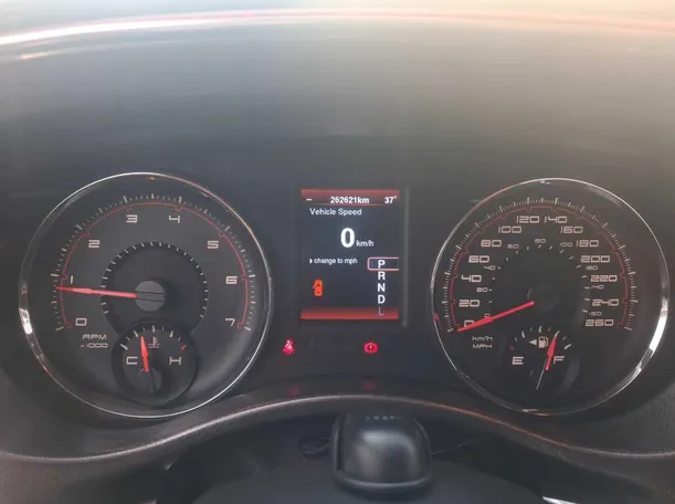 Car image 19