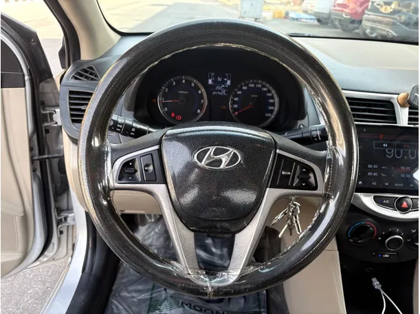 Car image 22