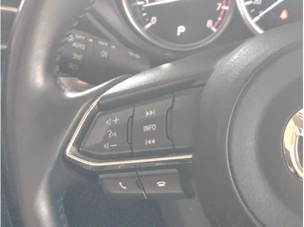 Car image 29