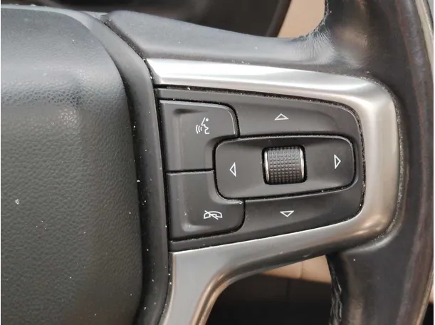 Car image 29