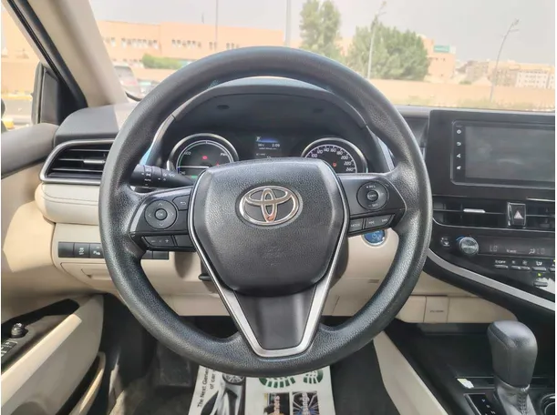 Car image 21