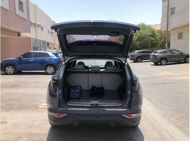 Car image 21