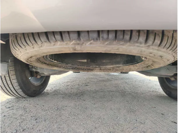 Car image 47