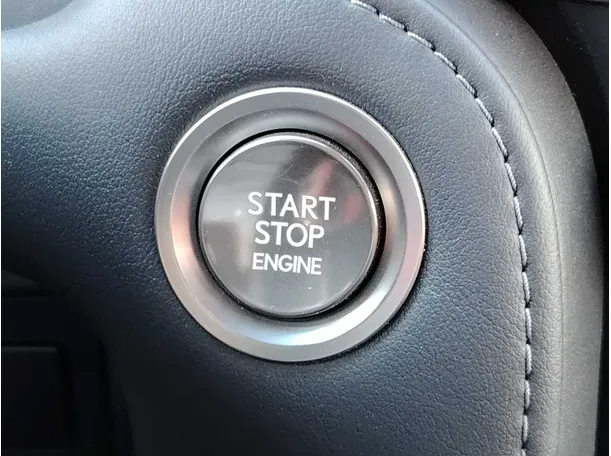 Car image 34