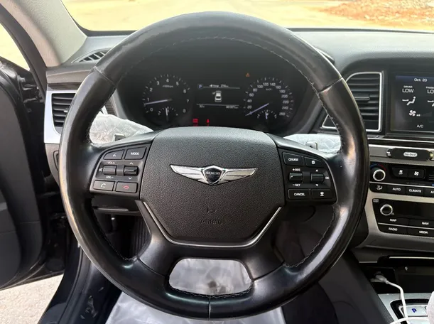 Car image 22