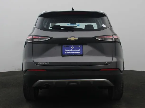 Car image 12