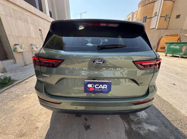 Car image 6
