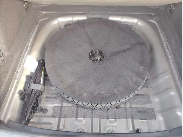 Car image 31