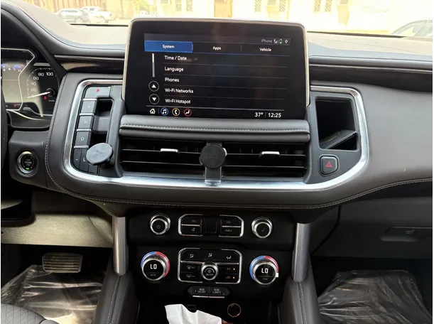 Car image 20