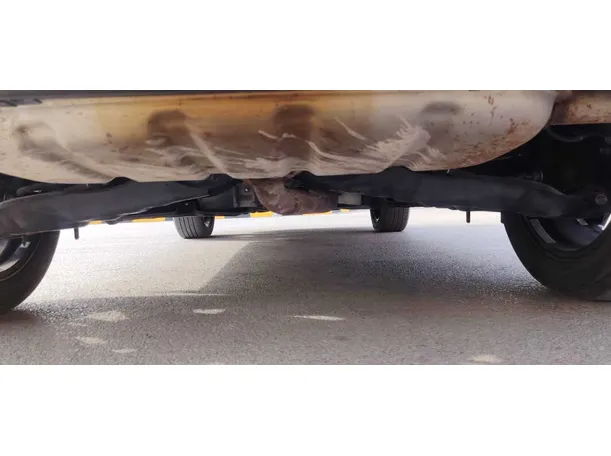 Car image 32