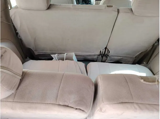 Car image 35