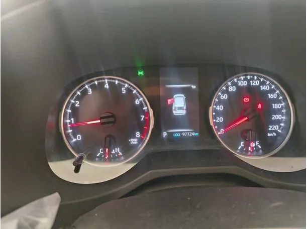 Car image 25