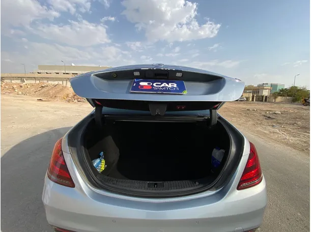 Car image 19