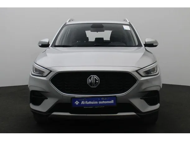 Car image 11