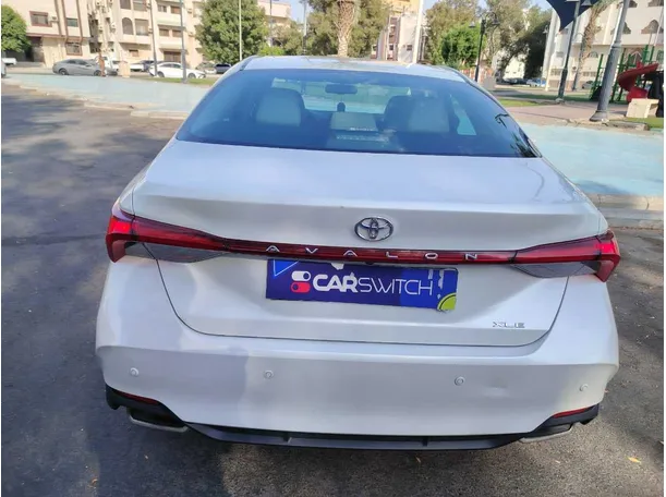 Car image 6