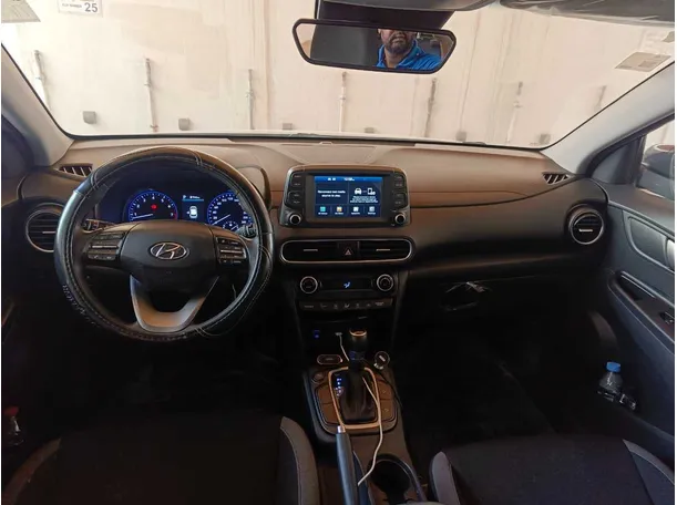 Car image 20