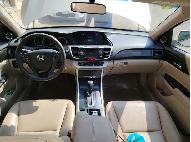 Car image 22