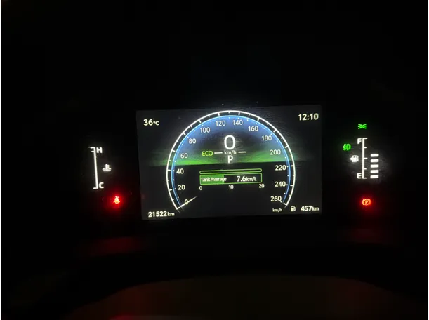 Car image 6