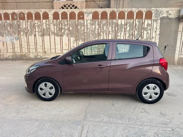 Car image 8