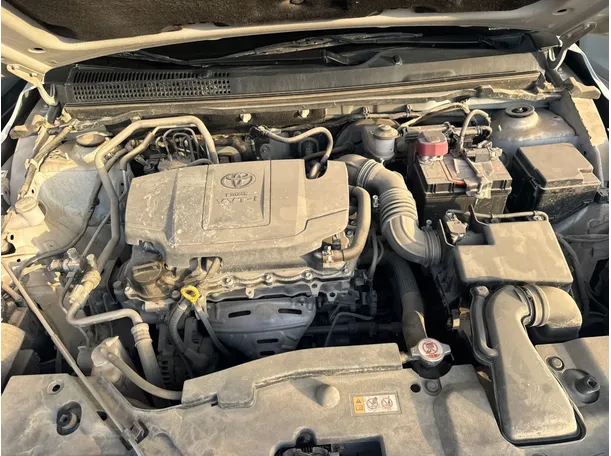 Car image 17
