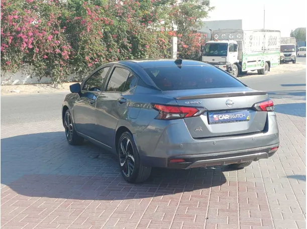 Car image 7