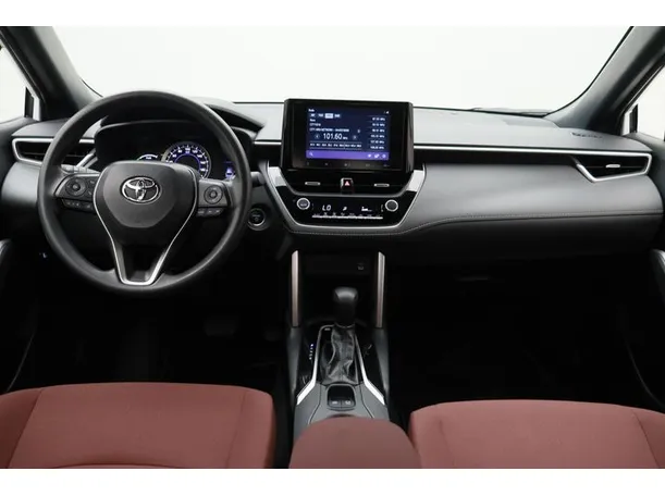 Car image 14