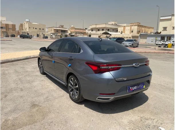 Car image 7