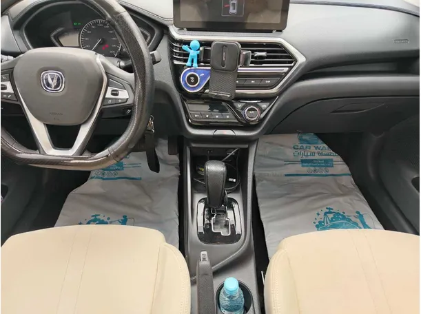 Car image 22