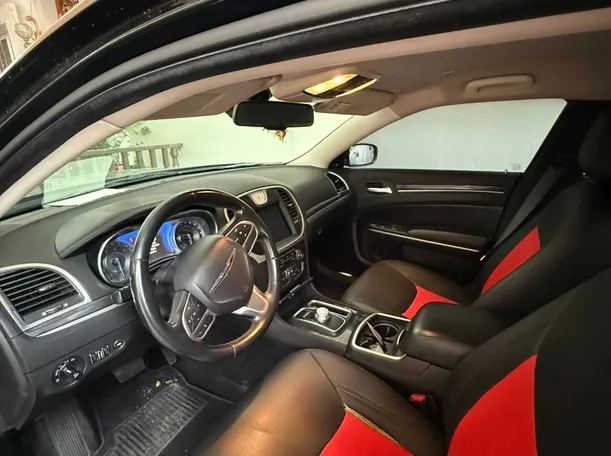 Car image 5