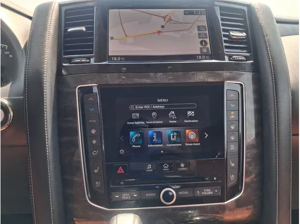 Car image 18