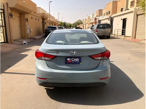 Car image 6