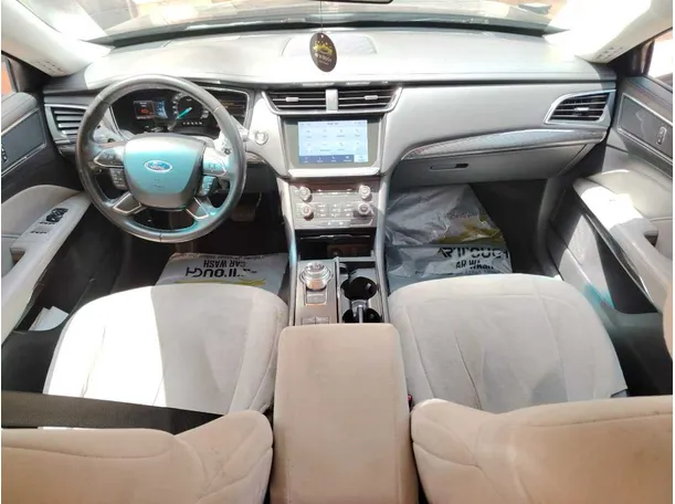Car image 21