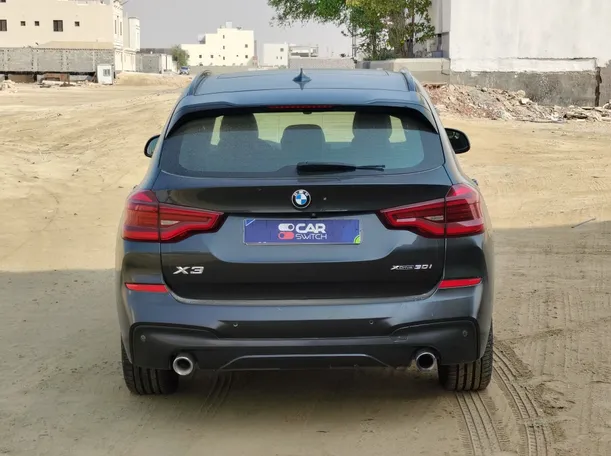 Car image 6