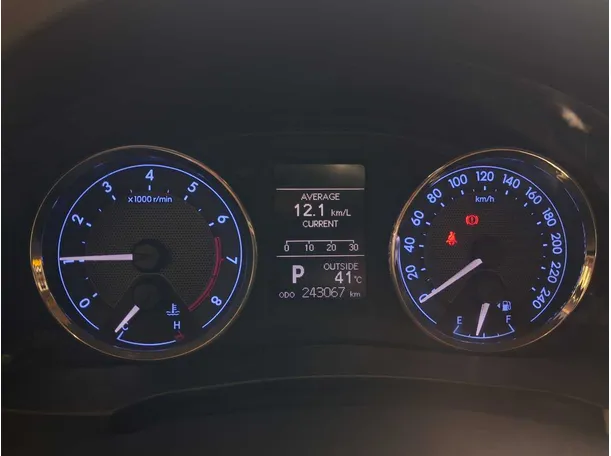 Car image 18