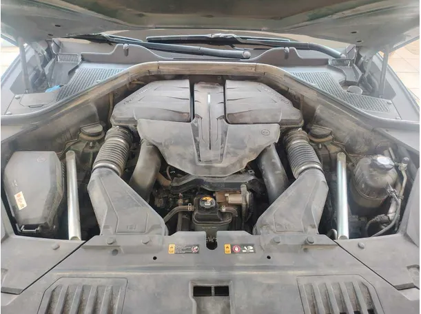 Car image 48