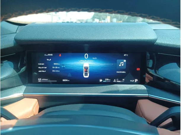 Car image 17