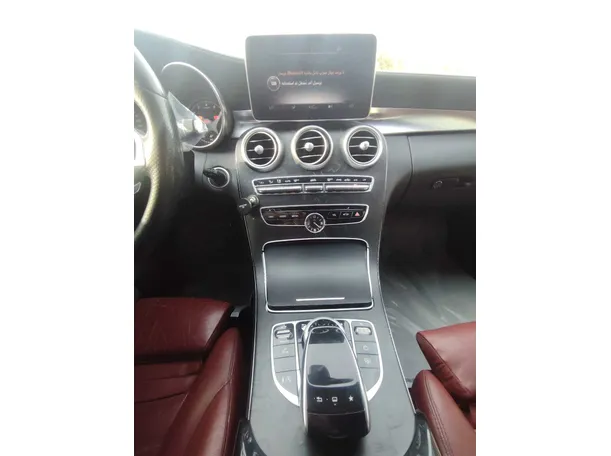 Car image 26